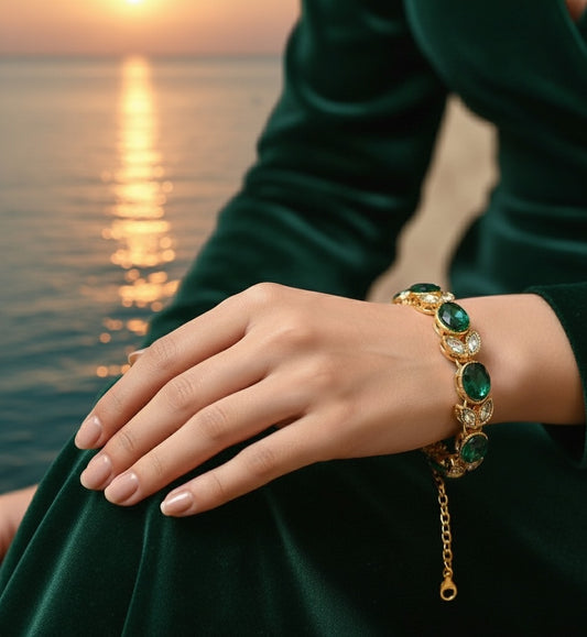 Emerald Leaf Elegance Bracelet