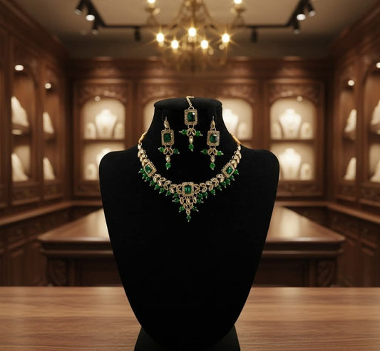 Emerald Elegance Choker Set – Sparkle in Green Glam!