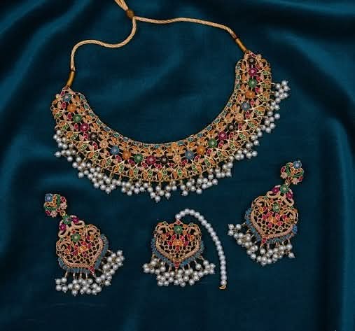 Royal Elegance Jewelry Set